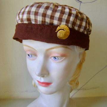 Lightweight Reversible Gingham Pillbox