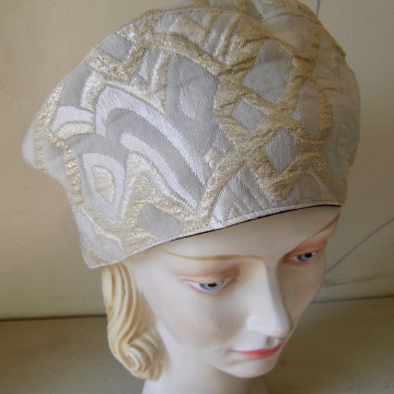 Reversible Brocade Toque