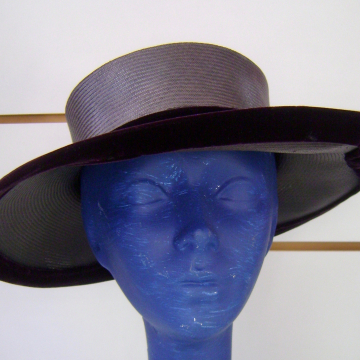 Shiny Brimmed with Velvet Trim
