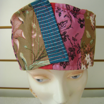 Hat of many colors, Lined