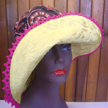 Reversible Floppy Bucket with Owl