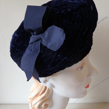 Navy Velvet Tam
