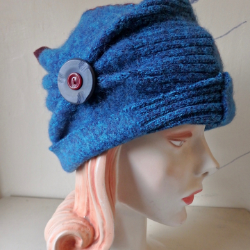 Teal and Marroon with a Tail!